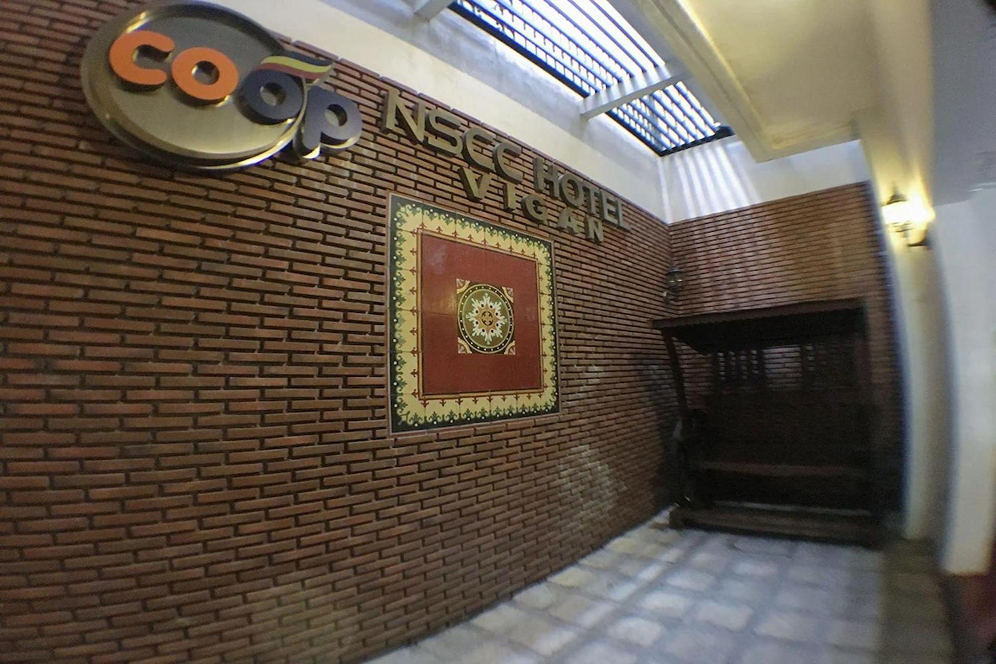 Nscc Hotel Виган Екстериор снимка